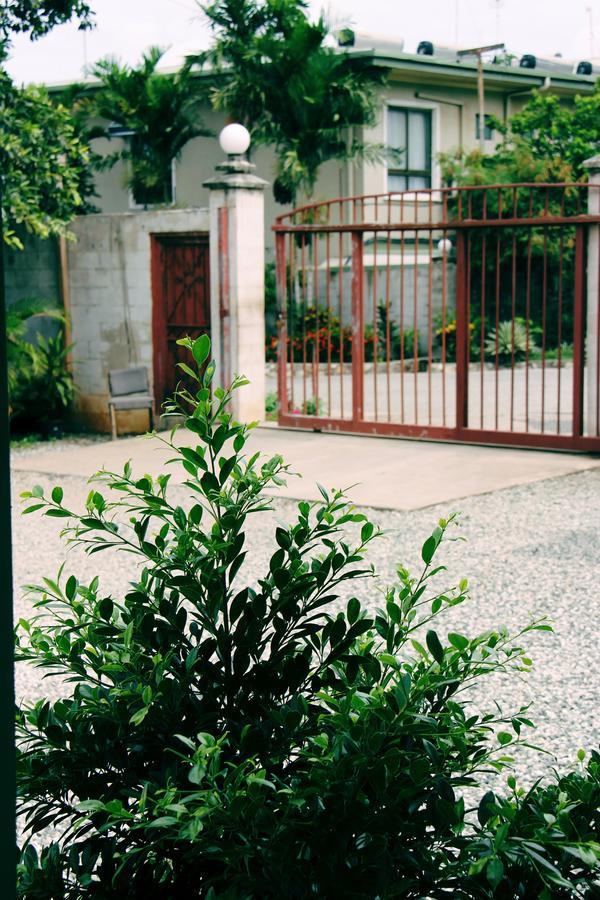 Citi Serviced Apartments & Motel - Lagatoi Place Port Moresby Dış mekan fotoğraf